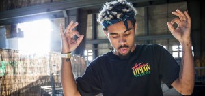 VIC MENSA - 93’ TO 23′: VICTOR [ALBUM STREAM]