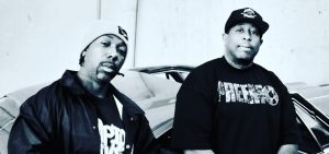 'WHICH WAY IZ WEST' EST BOUCLÉ ET SERA 100% OLD-SCHOOL